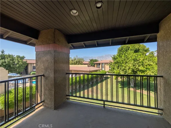 31200 Landau Blvd APT 602, Cathedral City, CA 92234
