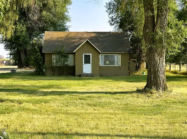 29828 Micka Rd, Malin, OR 97632