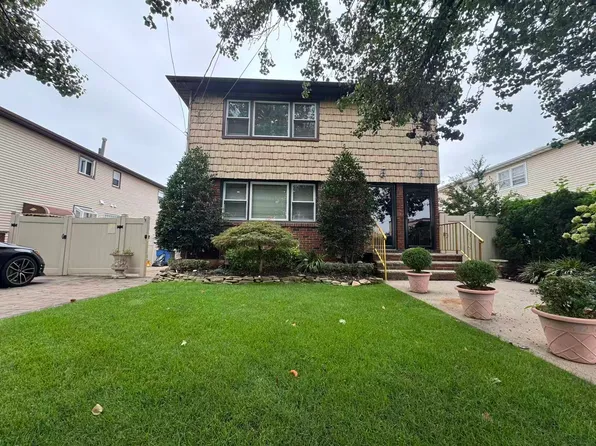 306 Buel Ave #1, Staten Island, NY 10305