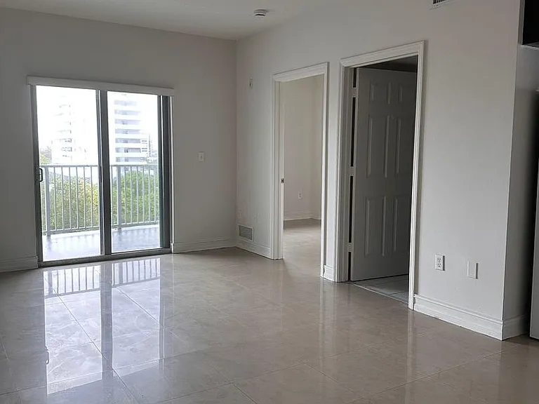 Vista del Rio Apartments — Photo 23