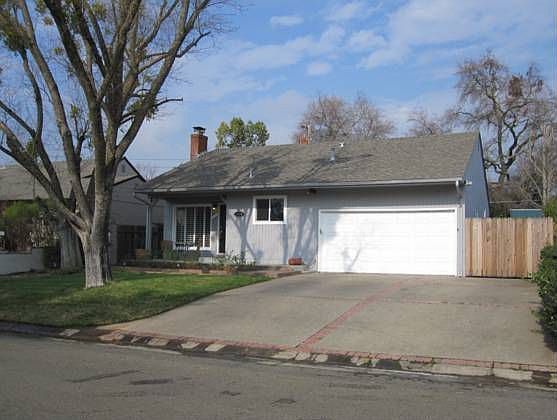 1st image of 2124 Ione St