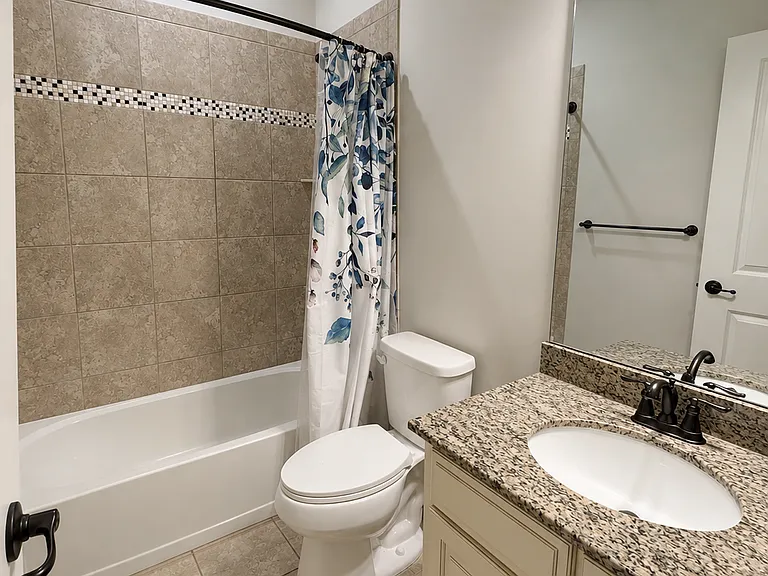 8245 Hickory Hollow Dr — Photo 14