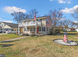 7808 Harbor Rd, Pasadena, MD 21122