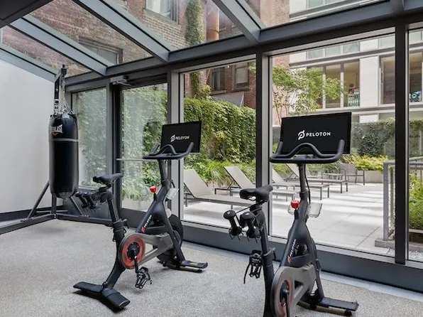 7 West 21st Street image 24 of 24