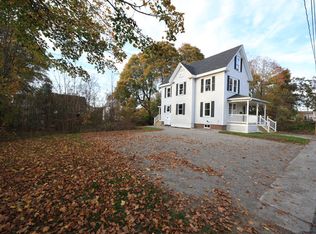 8 Middle Ct, Brewer, ME 04412