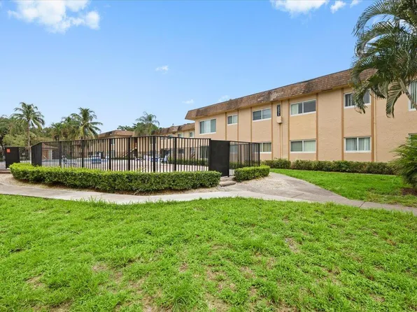 2531 NW 39th Ter APT 202, Fort Lauderdale, FL 33311