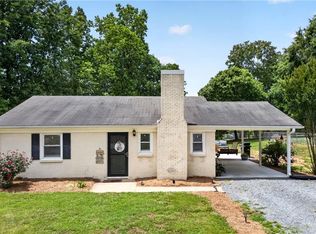 1111 Foxtrot Ct, King, NC 27021