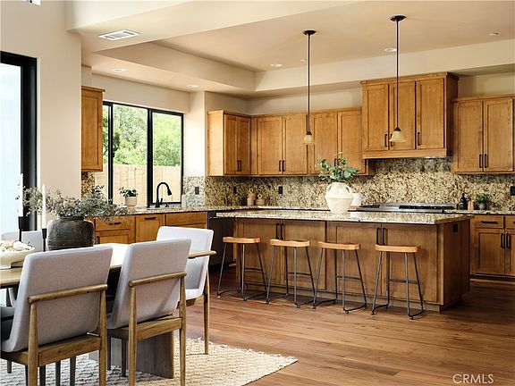 3rd image of 264 Cobble Creek Way