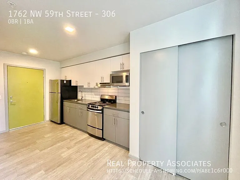 1762 NW 59th St #306 — Photo 8