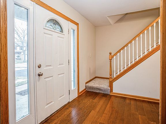 2nd image of 1021 Howard Dr