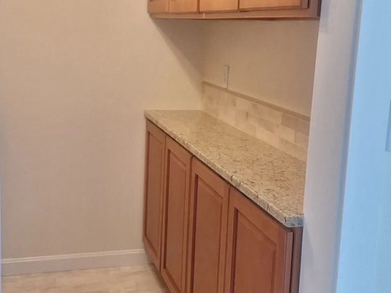 417 Main St #1 — Photo 8