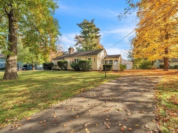240 Prospect St, East Longmeadow, MA 01028