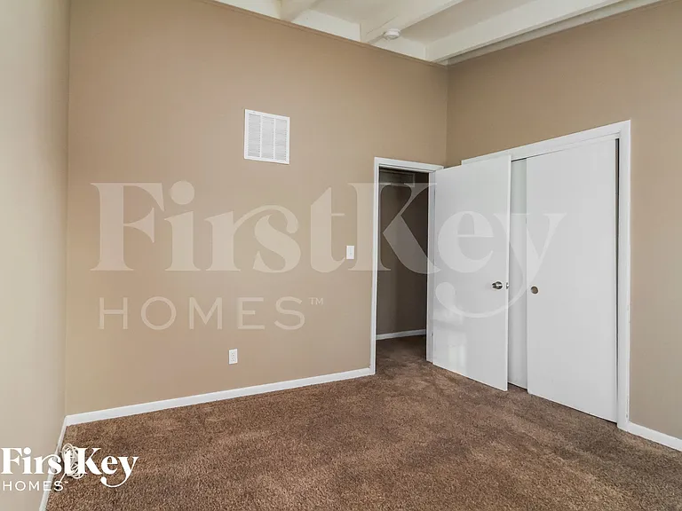 394 Sherman Ave — Photo 5