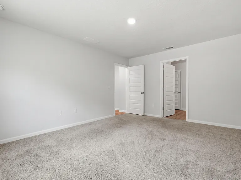 5367 Peach Dr — Photo 35