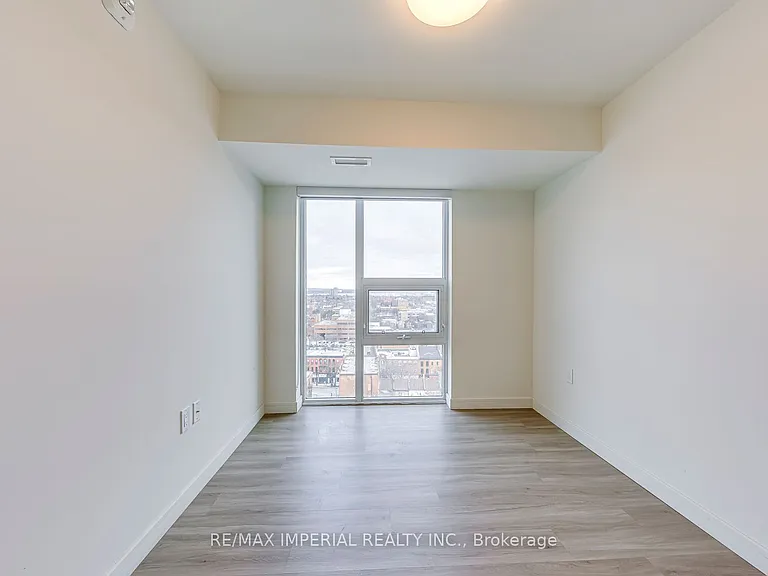 49 Walnut St S #1308 — Photo 25