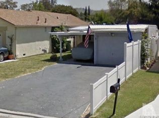 706 Hodencamp Rd, Thousand Oaks, CA 91360