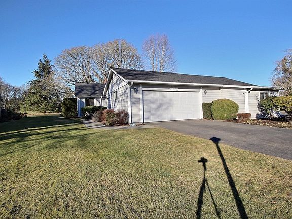 2nd image of 8503 Onyx Dr SW