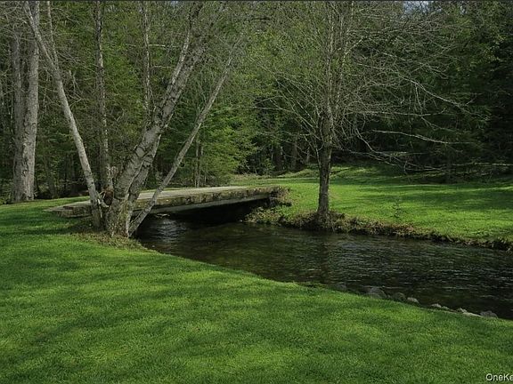 2nd image of 698 Cooley Road