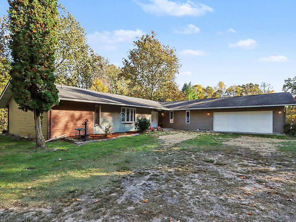 1st image of 68433 52nd St