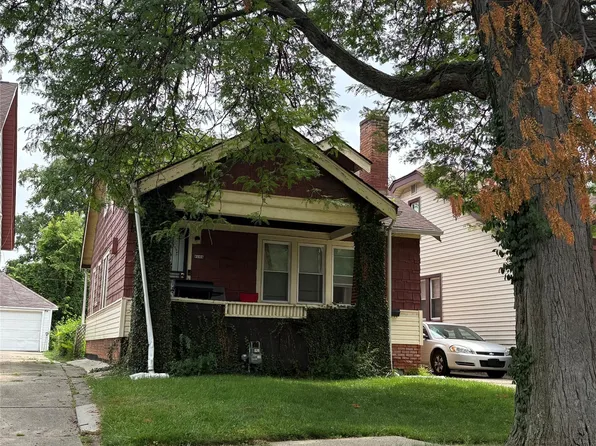 9166 Pinehurst St, Detroit, MI 48204