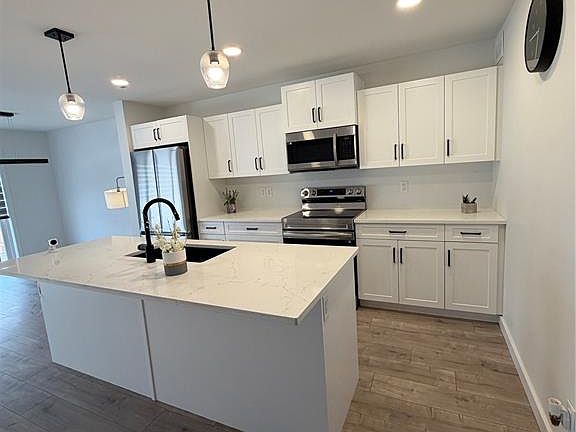 3rd image of 114 Cowessess ROAD