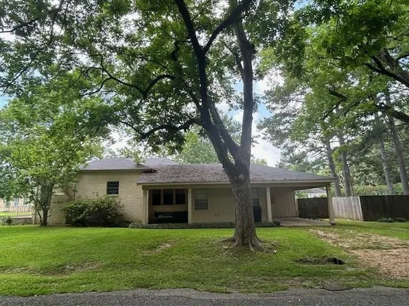 257 N Caroline St, Centreville, MS 39631