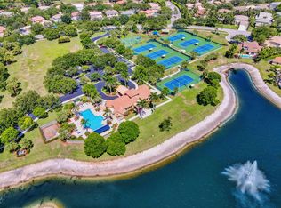 225 Blackbird Ln, Jupiter, FL 33458