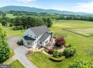 41187 Yakey Ln, Lovettsville, VA 20180