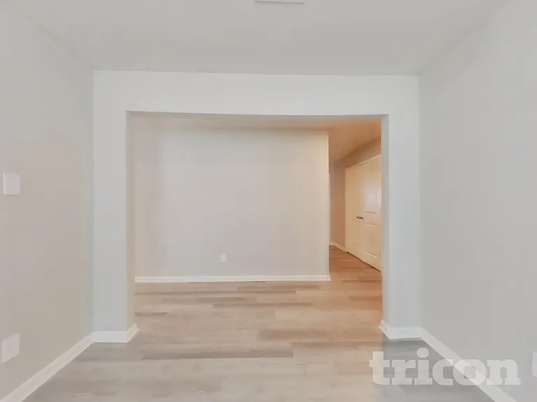 15673 Briar Forest Dr — Photo 3