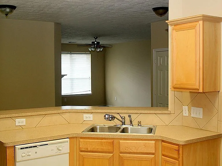 6314 Bonnie Chase Ln — Photo 6