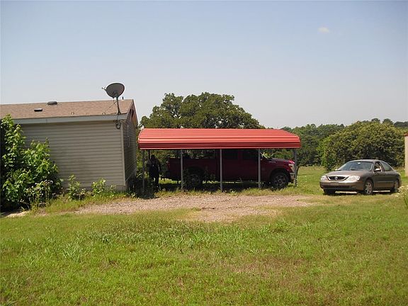 3rd image of 15900 Pond Creek Dr
