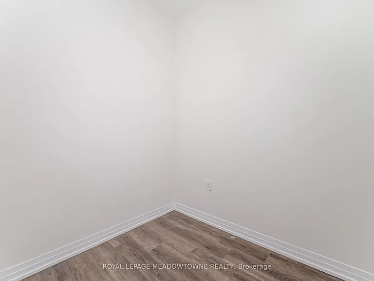 15 Watergarden Dr #207 — Photo 25