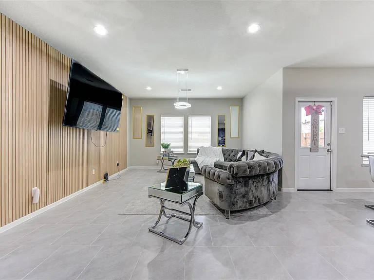 29623 Stanley Canyon Ln — Photo 11