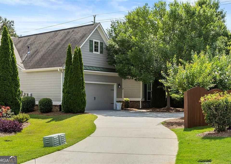 1st image of 527 Winding Ridge Cir SW