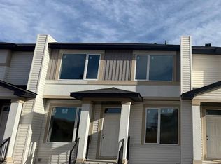 1997 W McCaskill Dr, Crossfield, AB T0M 0S0