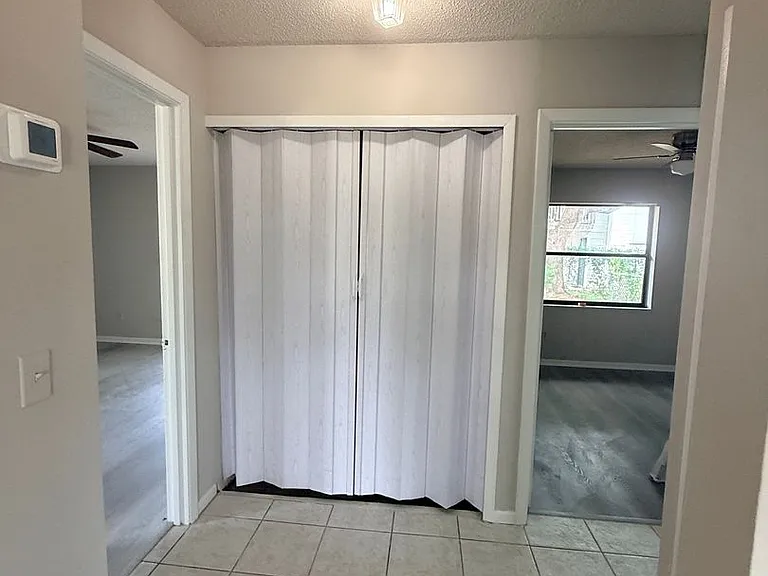 5483 Decatur St — Photo 7