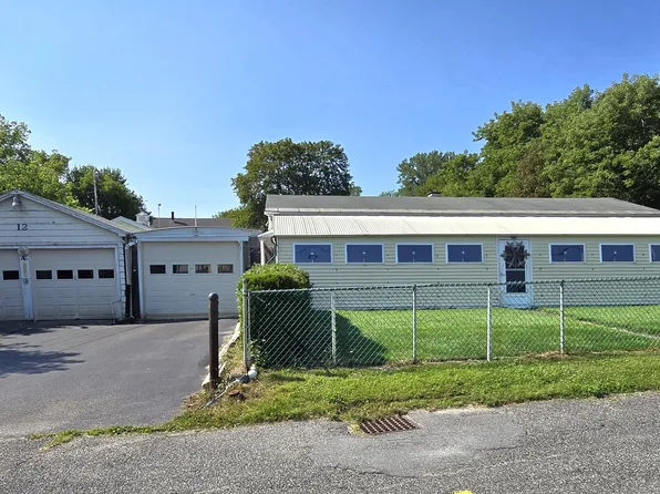 12 Apremont St, Adams, MA 01220