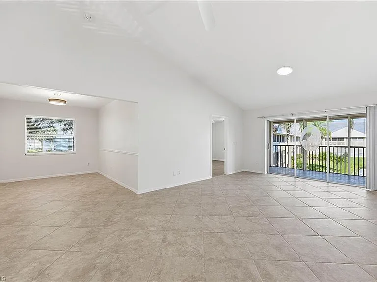 138 Pebble Shores Dr #201 — Photo 4