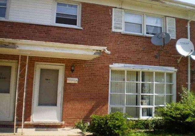1st image of 8815 Robin Dr APT D