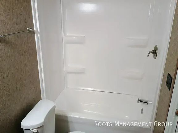 5th image of 400 Fm 3168 Lot 122