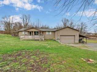 325 Highland Dr, Crossville, TN 38572