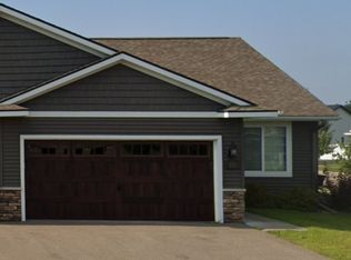 812 Daisy Ln, Eau Claire, WI 54703