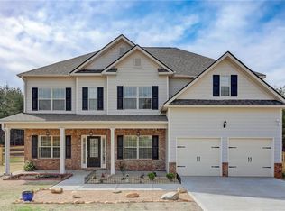42 N Village Cir, Rydal, GA 30171