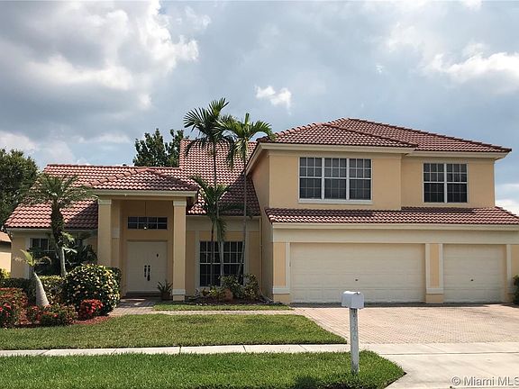 2nd image of 19340 NW 10th St