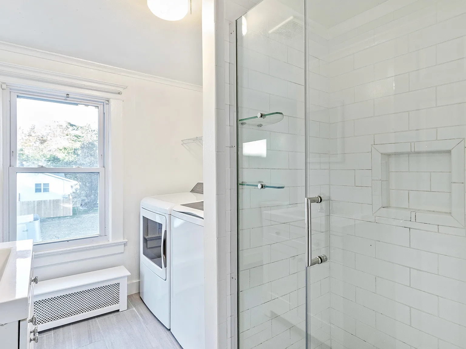 12 Hawkins Ave — Photo 2