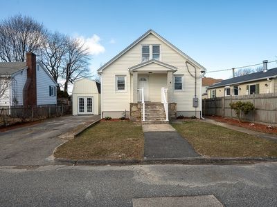 25 Montgomery Ave, Worcester, MA, 01604
