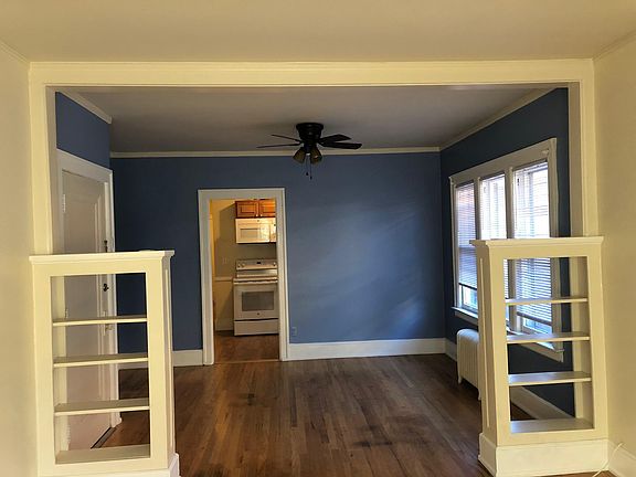 5th image of 815 Beaconsfield Ave APT 2N