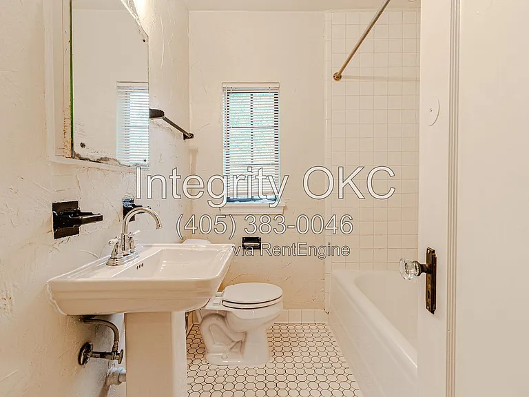 1824 Carey Pl #1 — Photo 13