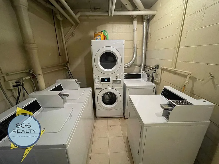 744 W Gordon Terrace — Photo 48