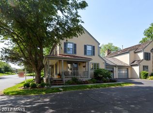 8 Linden Hill Way SW, Leesburg, VA 20175